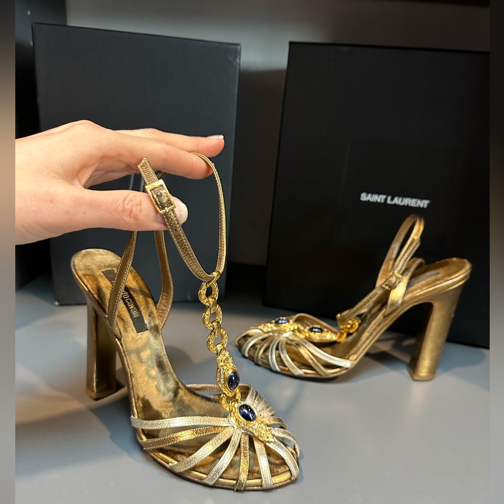 Roberto Cavalli Two Tone Bronze/Silver Leather T-Strap Jeweled Block Heel Sandal